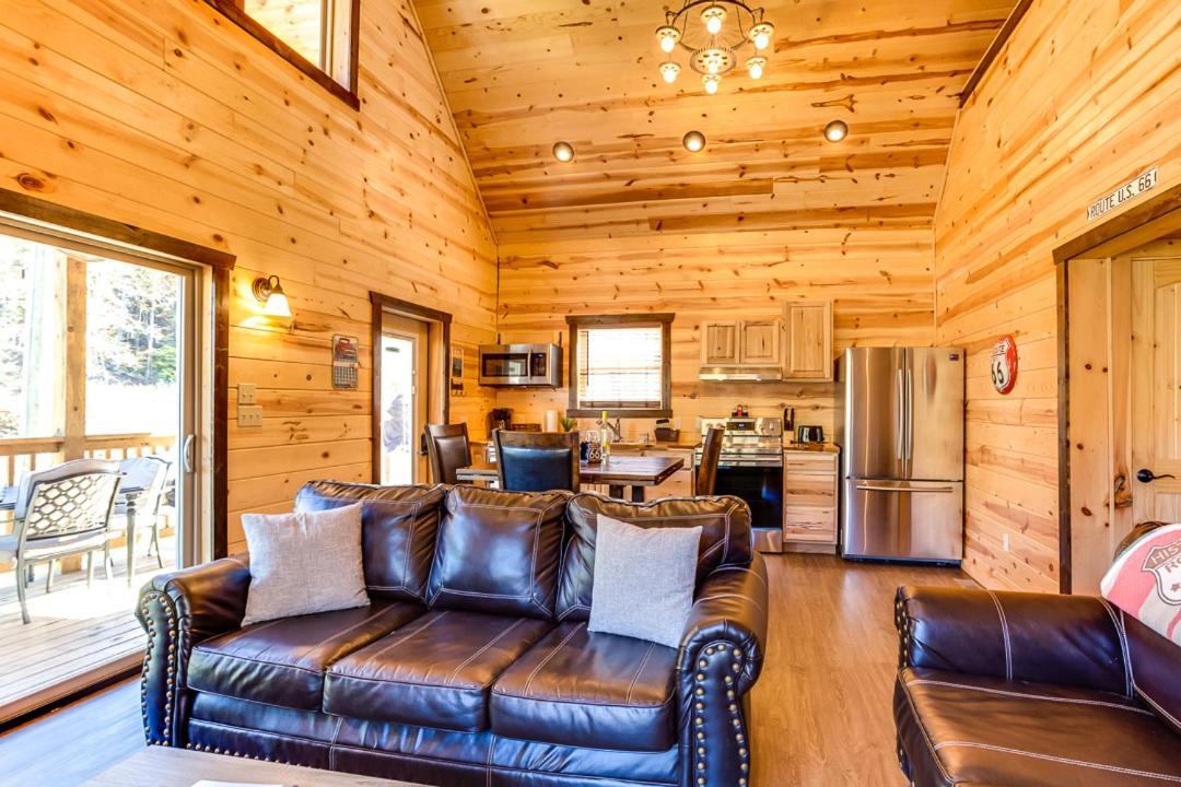 Route 66 Cabin Pigeon Forge Room photo